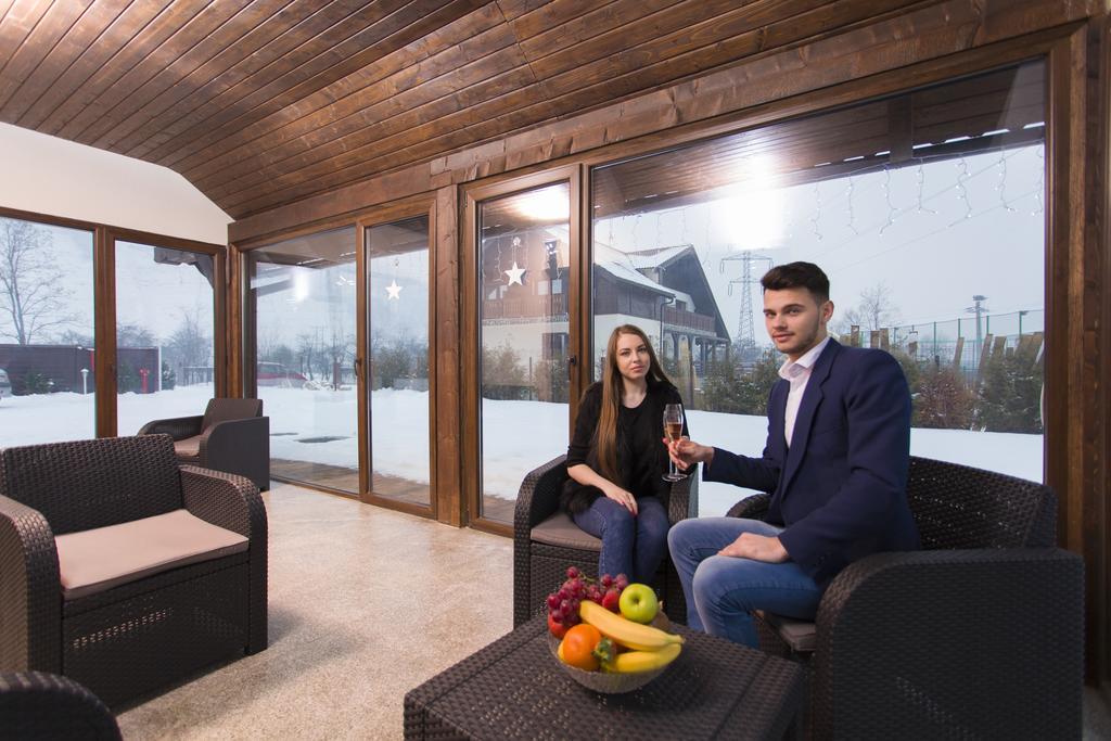 Pensiunea Ursa Bistrita Bargaului Exterior foto